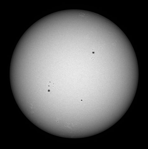2026-06-12-1530_1-Photosphere-Soleil_Ares-M PRO_Gain=160_mean_100r_65reg