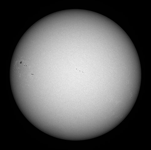 2026-06-22-0558_2-Photosphere-Soleil_Ares-M PRO_Gain=160_mean_100r_81reg
